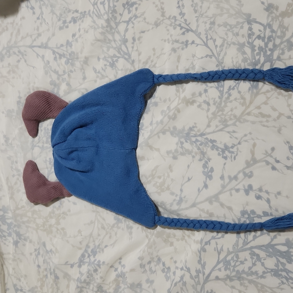 Stitch hat - Picture 3 of 3